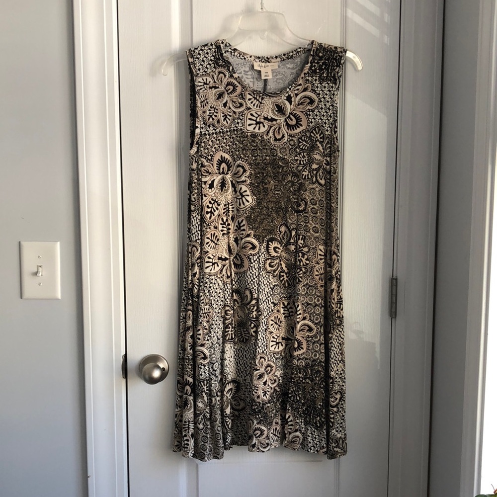 Sleeveless Fun Swing Dress